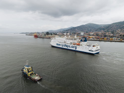 Mercy Ships et le Ministère de la Santé de la Sierra Leone annoncent la prochaine phase d’opérations chirurgicales qui transformeront des vies dans le pays