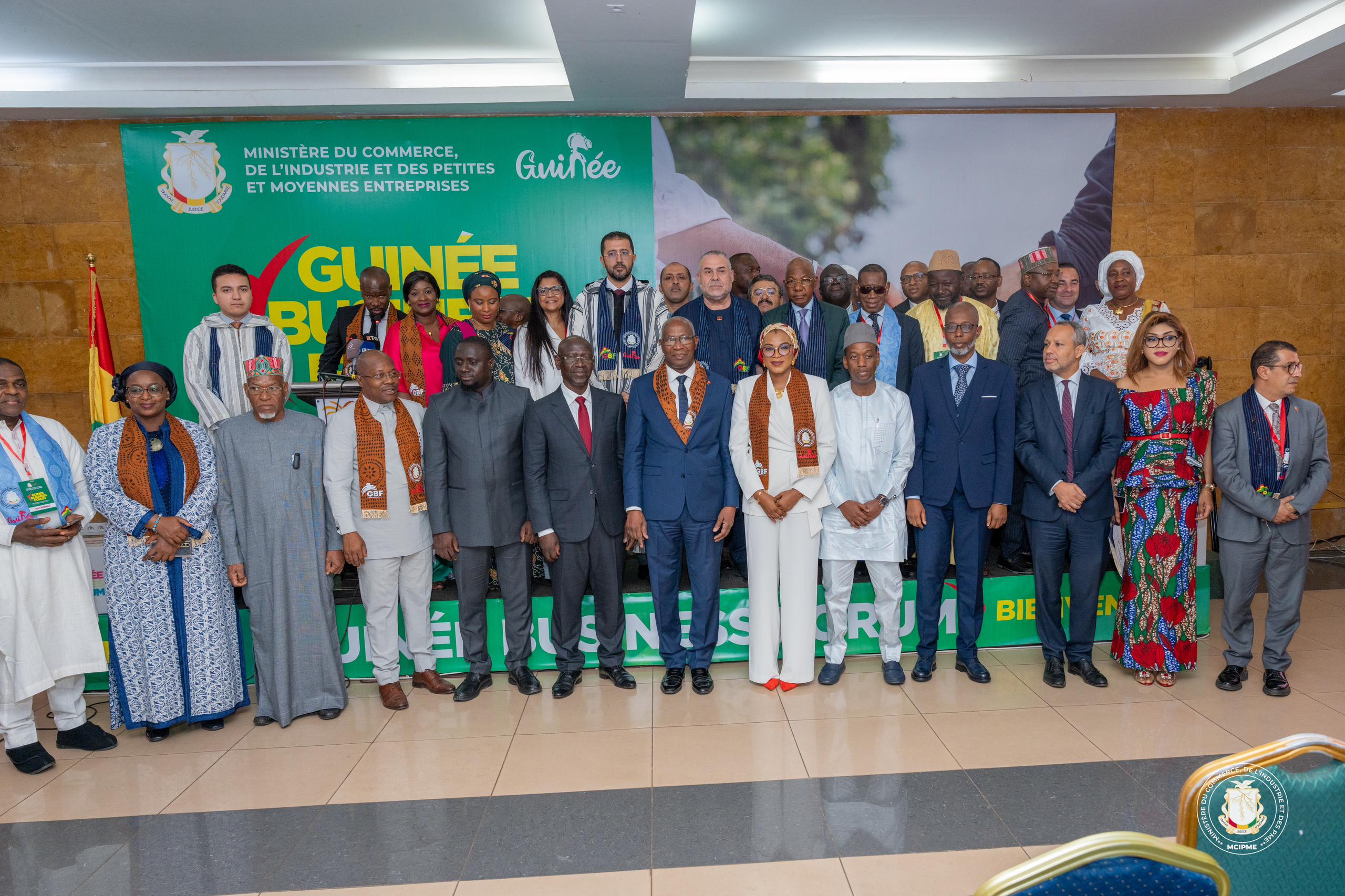 GUINÉE BUSINESS FORUM : UNE COLLABORATION DYNAMIQUE ENTRE LES SECTEURS PUBLIC ET PRIVÉ POUR DES RÉFORMES AUDACIEUSES