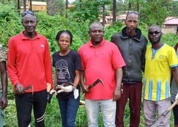 Boké – Assainissement : Le collectif des présidents de jeunesse ne décolère pas contre les ordures 