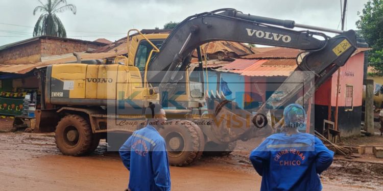 Boké – Infrastructure : Faute de connexion des caniveaux, la société HENAN-CHINE fait un retour sur ses tâches pas bien réalisées (Constat)