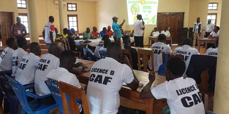 Boké – Formation : Début d’une série de formation en faveur des entraîneurs pour la licence D CAF