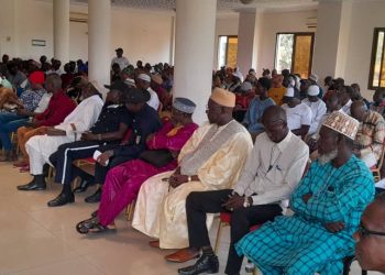 Boké – vulgarisation projet constitutionnel : la mission du CNT échange avec les forces vives