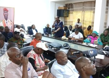 Boké – Avant projet constitutionnel : Des acteurs du CNT en conclave avec les populations