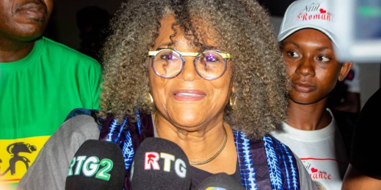 Jocelyne Béroard atterrit en Guinée pour un concert exceptionnel