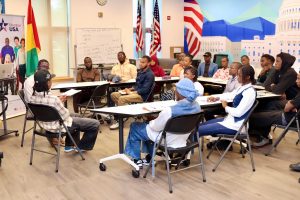 Le Centre américain de Conakry a accueilli une session d’information animée par EducationUSA Guinée, dédiée à la préparation et aux modalités d’inscription dans les universités américaines.