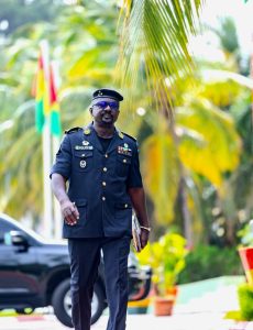 Semaine du Soldat : le Général Djenaba Sory Camara, un modèle de leadership et de patriotisme au service de la Nation